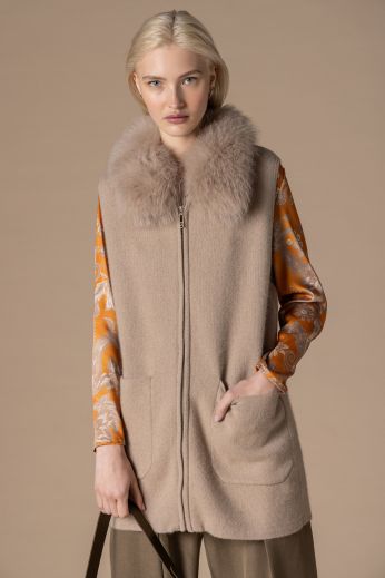 Fake-fur long knit vest